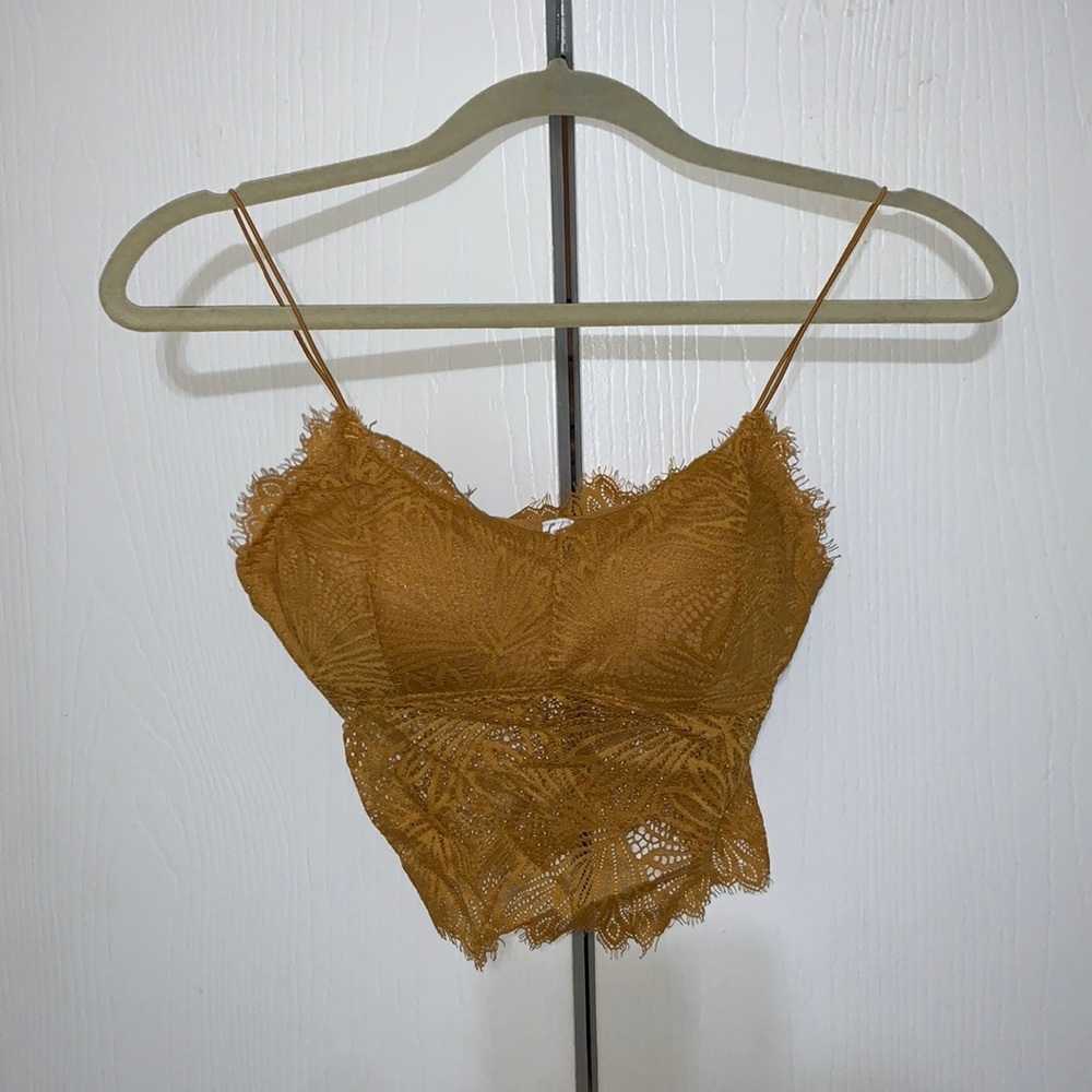 Lace bralette crop